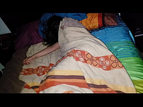 ❤️ Stepson ap reprimande jenn bèlmè li pandan l ap dòmi. ❤❌  Sèks nan ht.virtsextor.ru ❌️